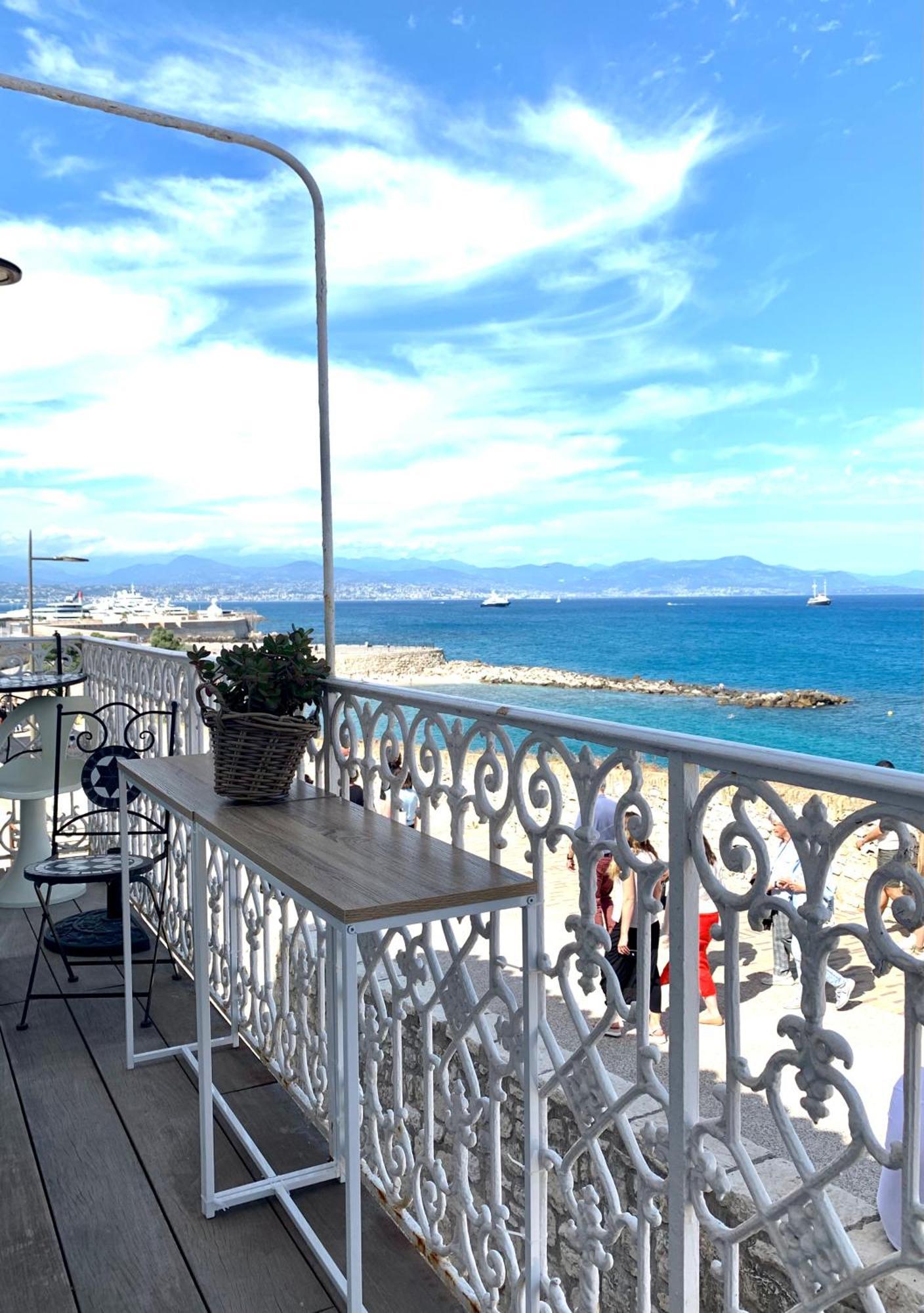 Les Remparts Antibes Location Apartment Exterior photo